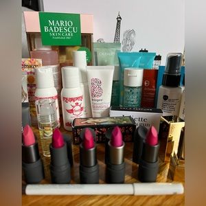 Make-up, skin and hair care sampler (32+ items)